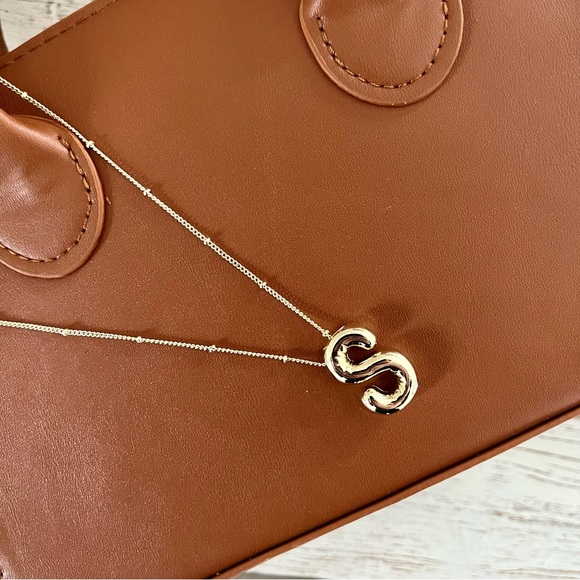Gold Initial 'S' Necklace - Picture 1 of 5